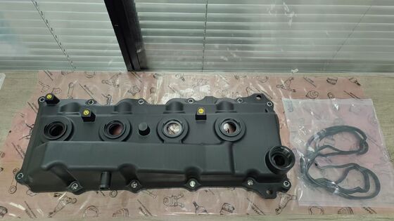 11210-0L020  Engine Valve Rocker Cover For 112100L020 Toyota Hilux 1KDFTV 2KDFTV Land Cruiser  Hiace 4Runner