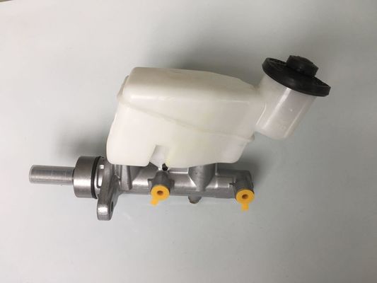 47201-52330 47201-0D220 Sub-assembly del cilindro principale del freno # 47201-52330 2007-2012 FITS TOYOTA Yaris Master Cylinder 47201-52330