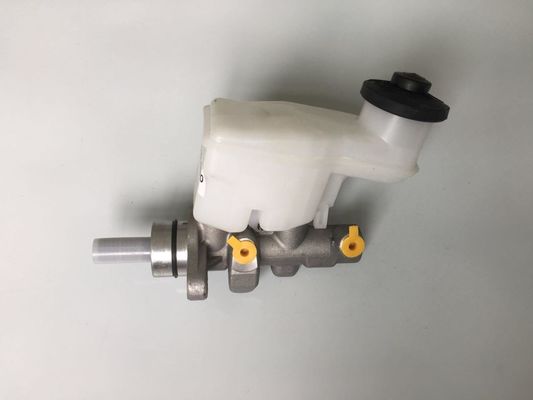 47201-0D060 1PCS OEM 47201-0D060 472010D060 cilindro principale del freno Compatibile con AXP42 cilindro principale del freno Sostituire# 47201-0D060 FITS TOYOTA 47201-0E060 Sub-assembly del cilindro principale del freno 2008-2020