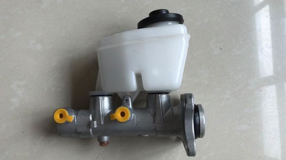 47201-60520 Cylinder Sub-Assy Brake Master FITS TOYOTA 47201-60520 Brake Master Cylinder FITS TOYOTA LAND CRUISER FITS TOYOTA 47025-60520 Brake Master Cylinder Subassembly