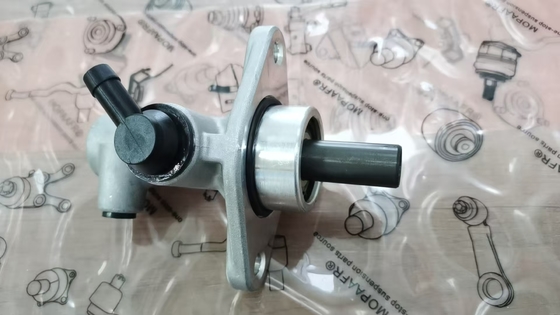 Pompa frizione Hyundai H200 41650-5K000 per HD72 HD65 HD78